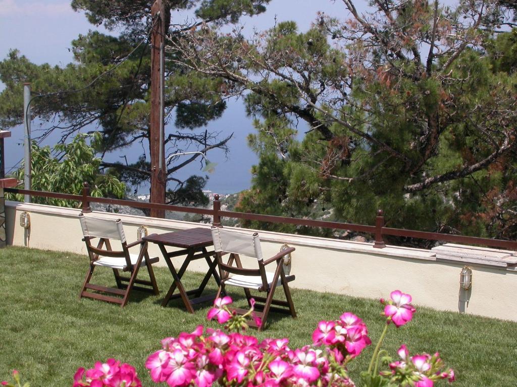 Smaragdi Luxury Apartments Skala Sotiros Exteriér fotografie